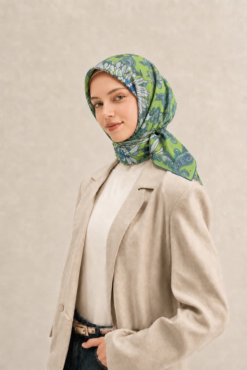 LuvénSara Çiçek ve Şal Desenli Tensel Eşarp - Fıstık Yeşili