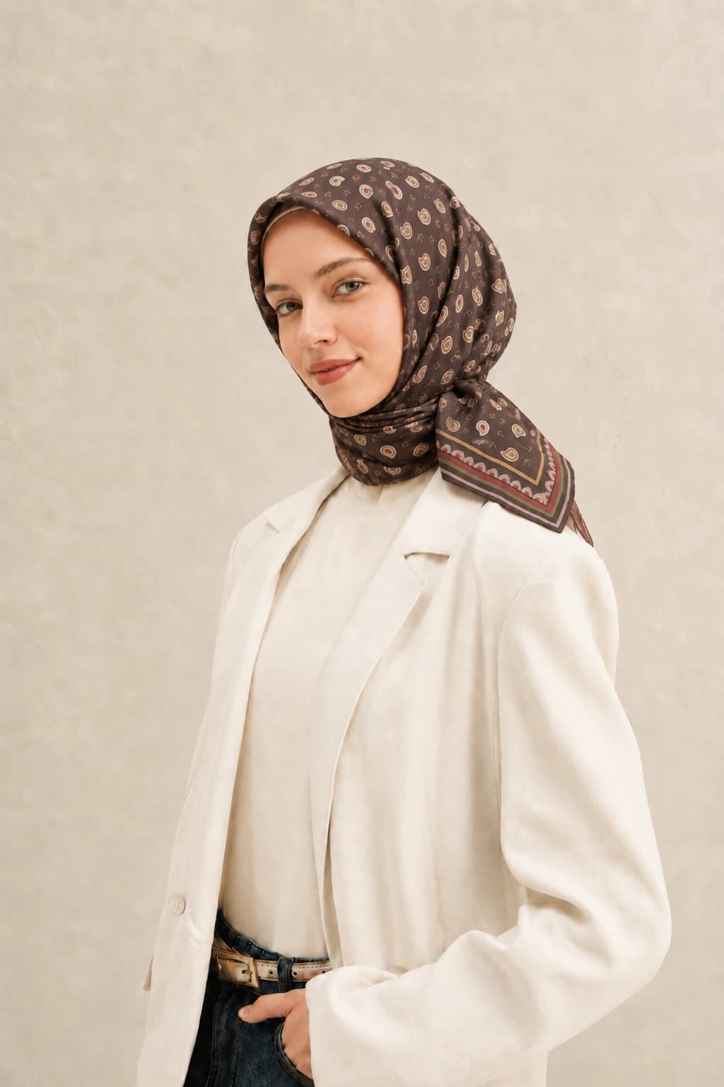 LuvénSara Monogramlı Damla Desenli Viskon Tencel Eşarp - Koyu Kahve