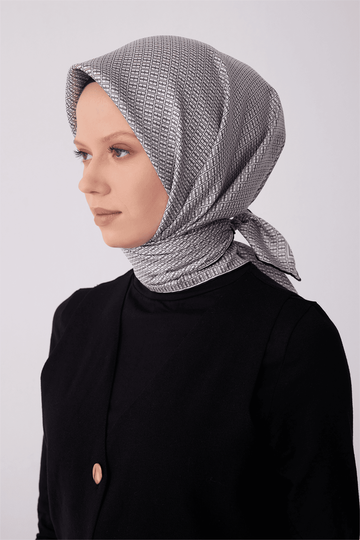 Belli %100 Twill İpek Eşarp 4321D - Siyah 2