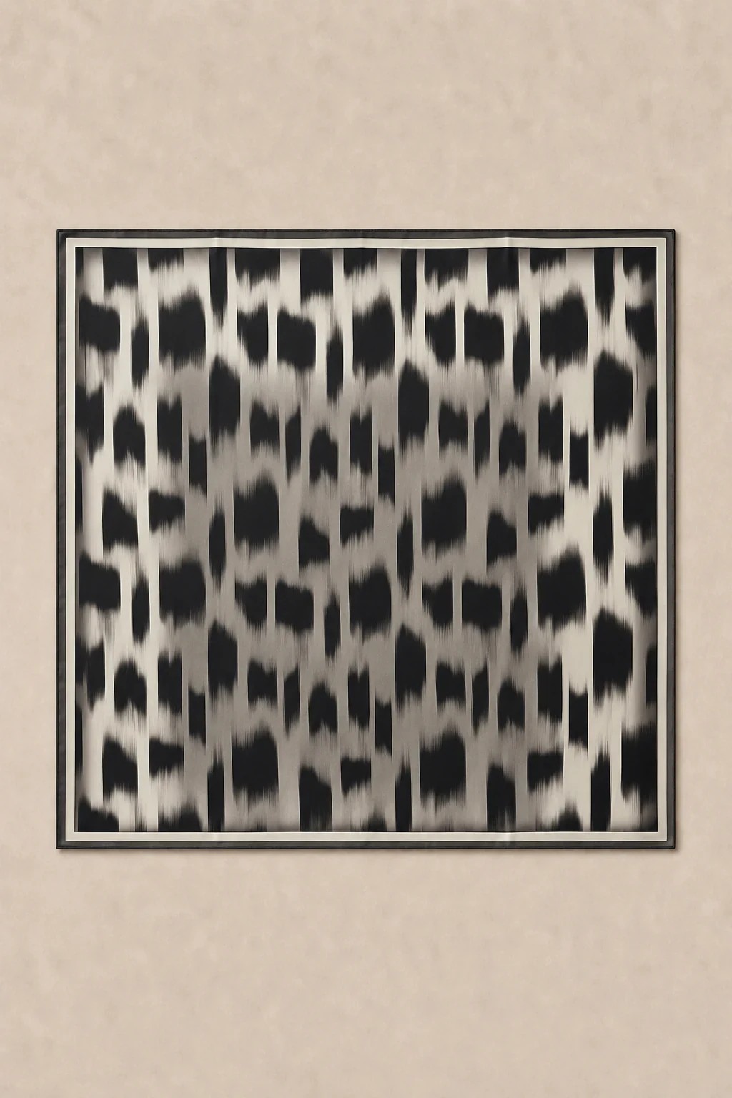 Armine Nostalji İpek Eşarp - Siyah Beyaz Leopar - Siyah Beyaz 3