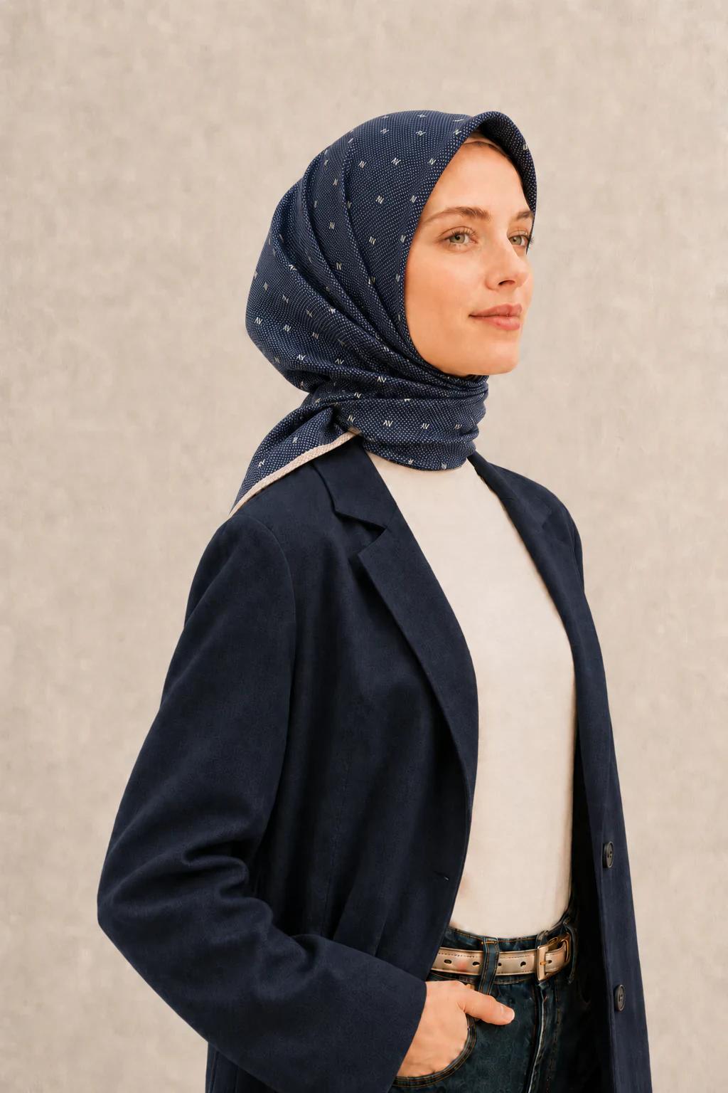Armine Nostalji Sura İpek Eşarp 8259D - Bordo - Lacivert 2