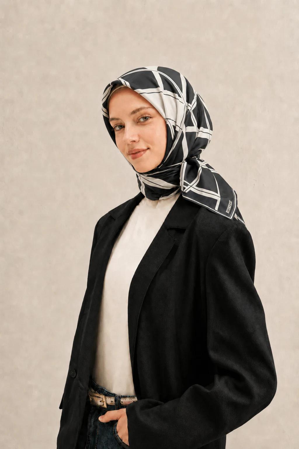 Armine Ipek Eşarp Nostalji 2800 05 - Sura Ipek, 05 - Siyah