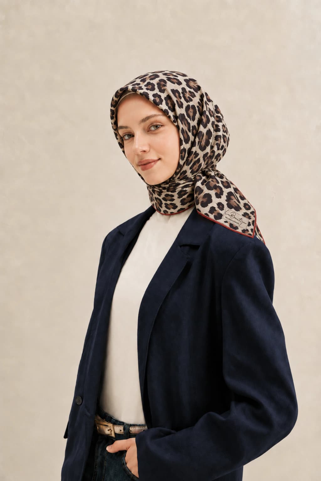 La Boutique Leopar Desenli Tensel Eşarp