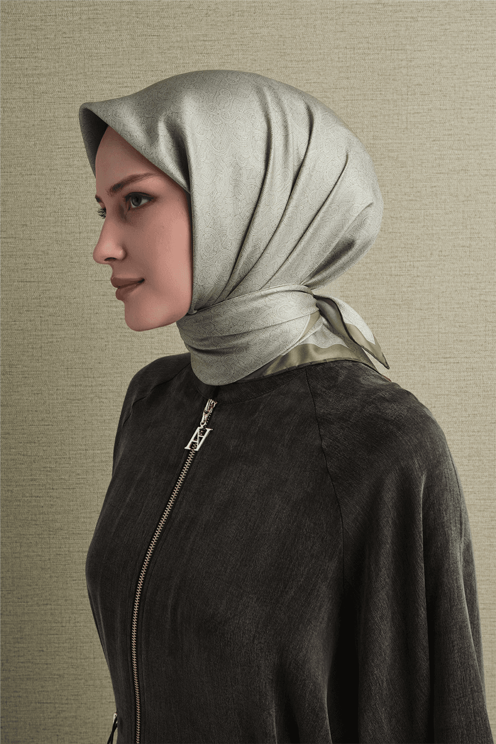 Armine Saf İpek Sura Eşarp 9601D - Açık Bej 2