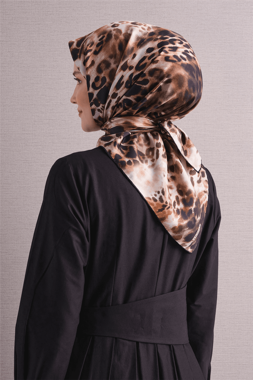 Armine Saf İpek Sura Eşarp 9641D - Kahverengi 4