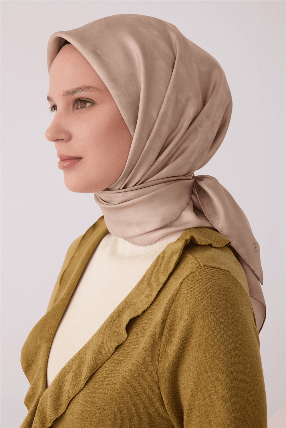 Belli %100 Twill İpek Eşarp 4428D - Bej 2