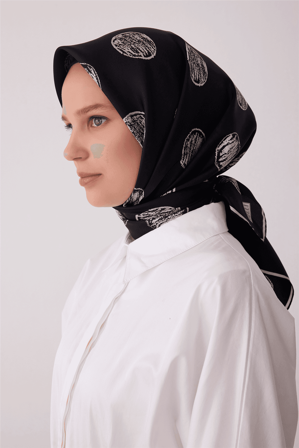 Belli %100 Twill İpek Eşarp 4427D - Siyah 2