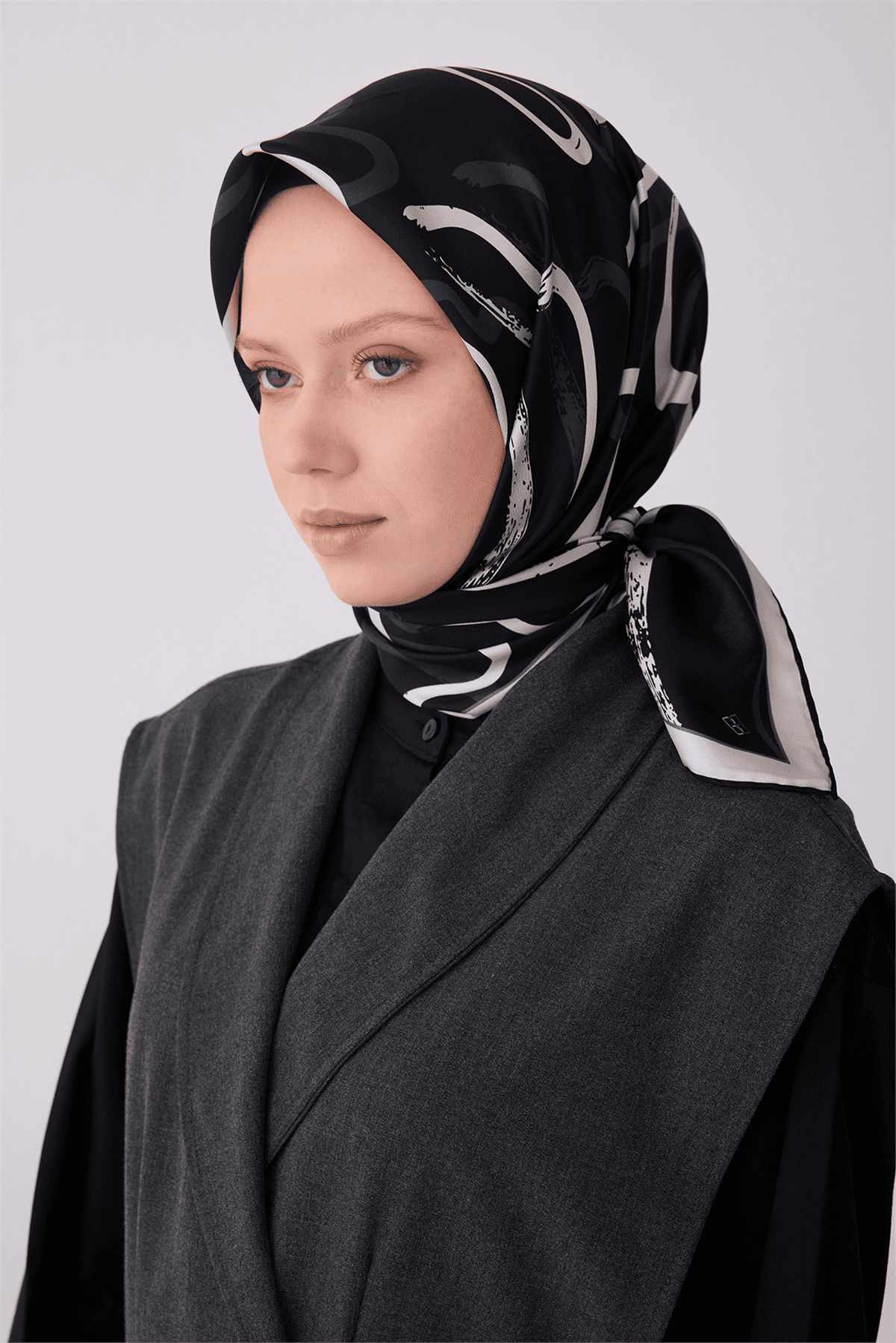 Belli %100 Twill İpek Eşarp 4309D - Siyah 2