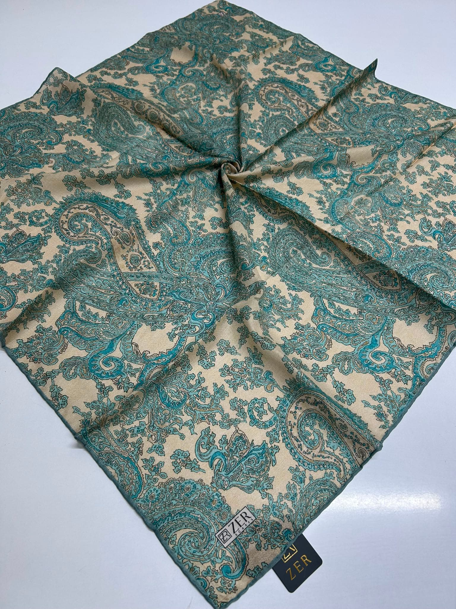 Zer Scarfs Paisera Desen Eşarp
