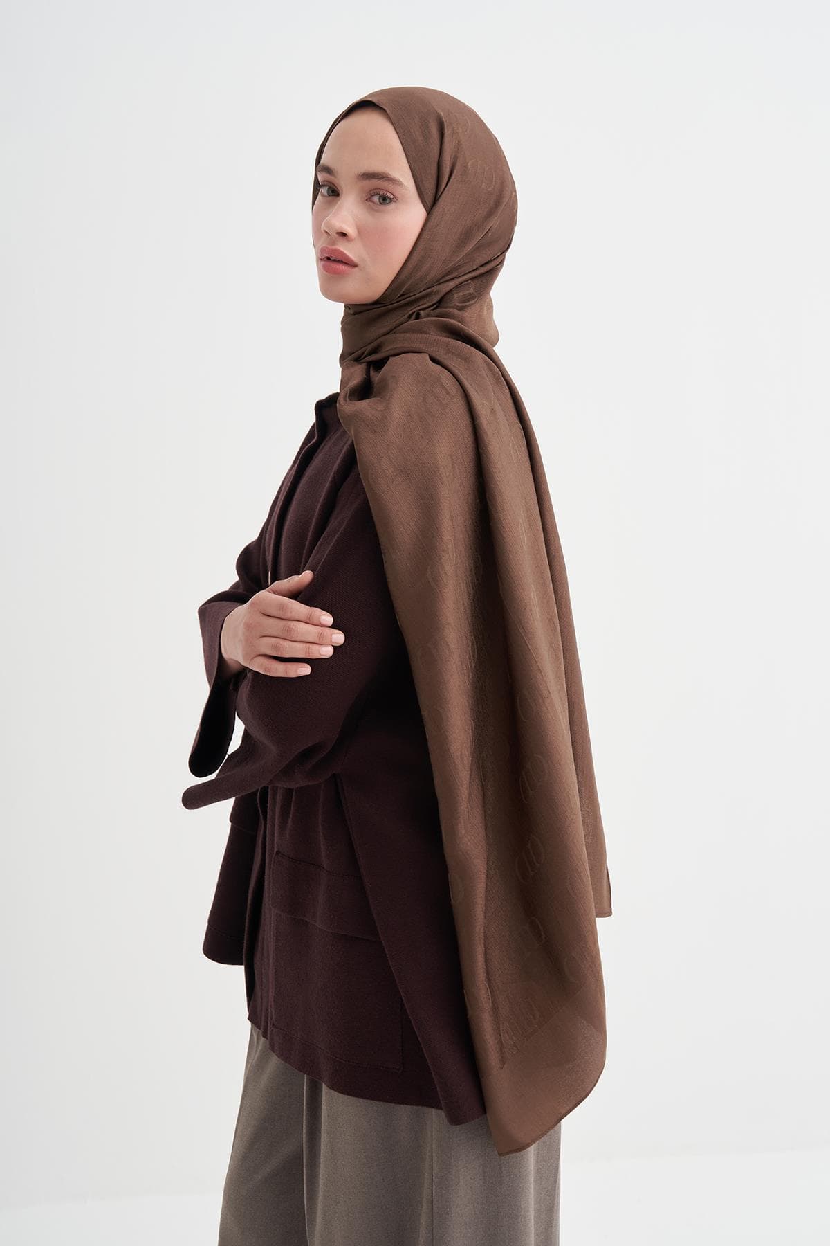 Carell Monogram Desen Liora Pamuk Şal - Mocha 2
